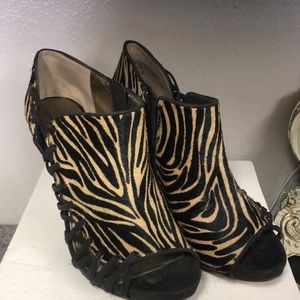 Nine west size 7 heels